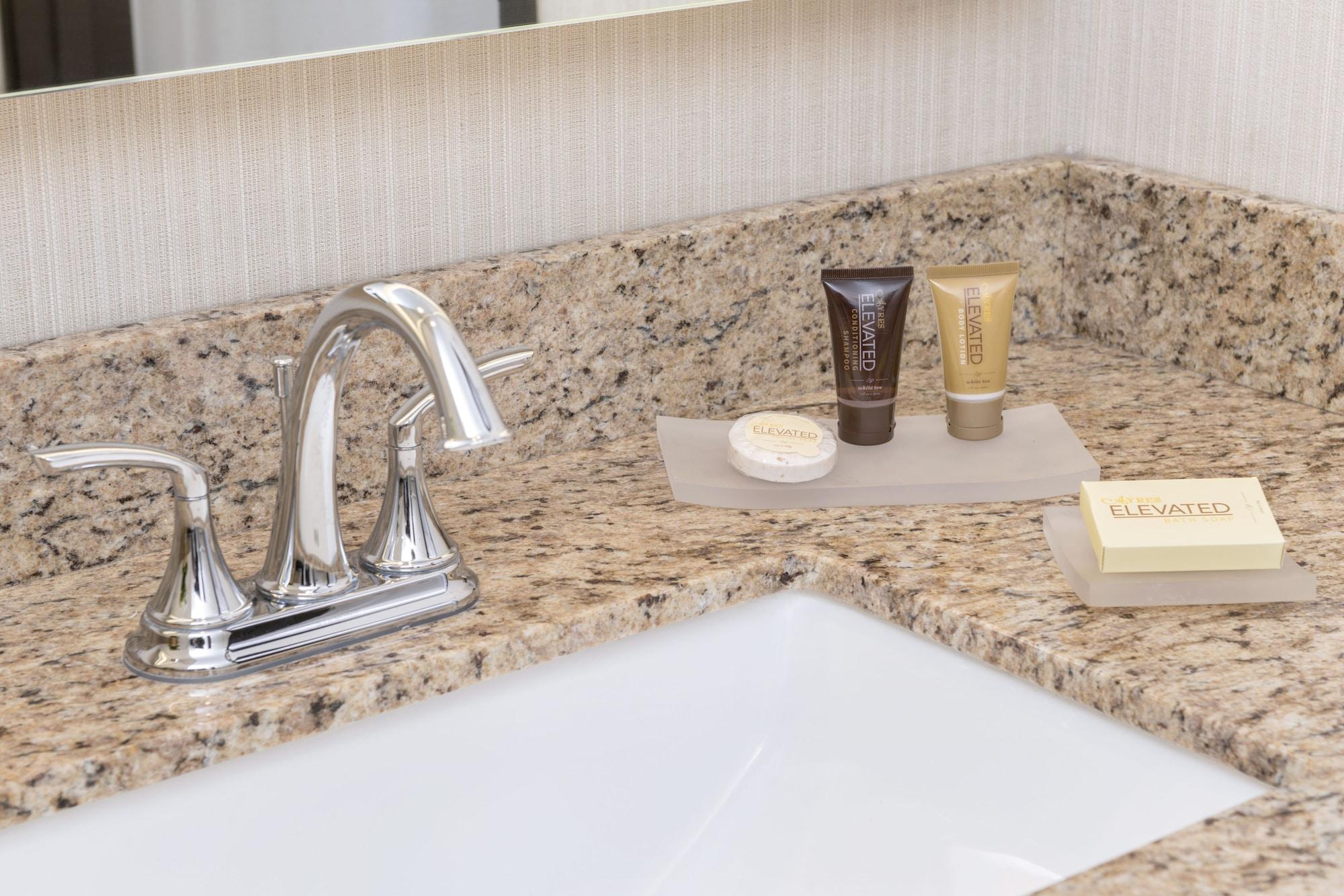 Ayres Yorba Linda/anaheim Hills 3* Yorba Linda